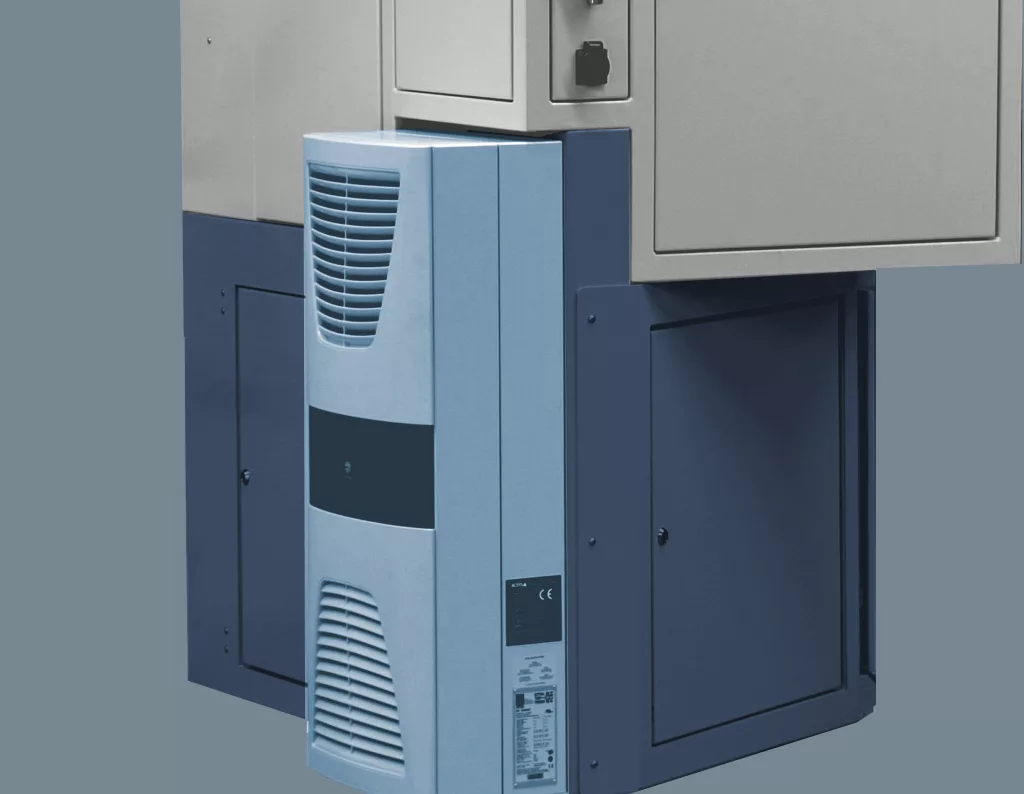 Integrated or external air conditioning units for customized laser systems