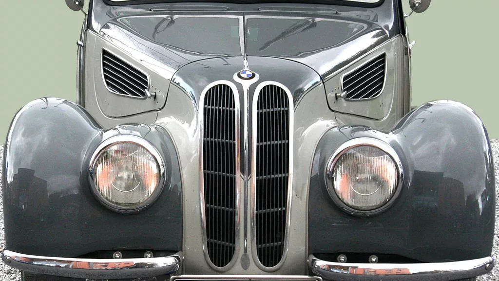 BMW kidney grille: a style-defining feature since the 1930s